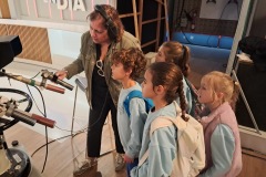 809b6324-6c68-402c-bb2a-e80c008f86e0