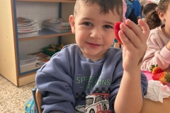 612af004-7683-45c5-afde-7f3bad1c1172